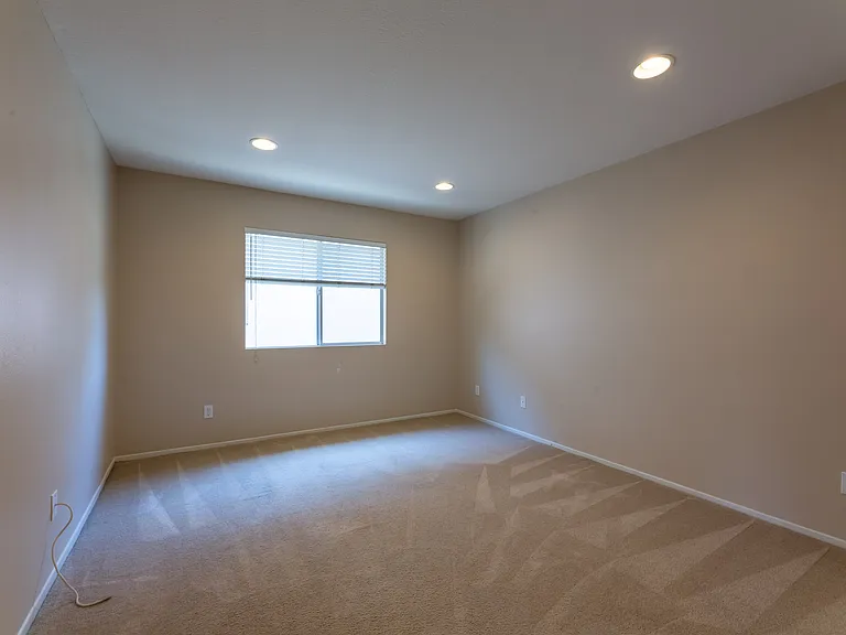 14 Monument Pl — Photo 2