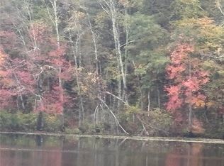 258 Log Rd, Smithfield, RI 02917