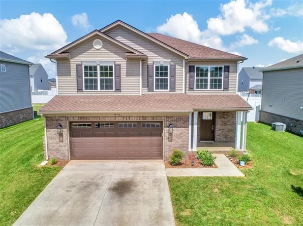 875 Loebner Ave, Bowling Green, KY 42104