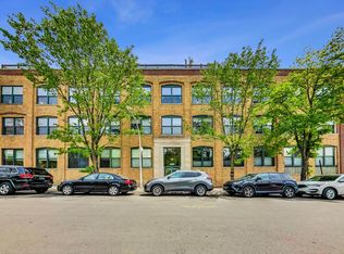 3201 N Ravenswood Ave APT 210, Chicago, IL 60657