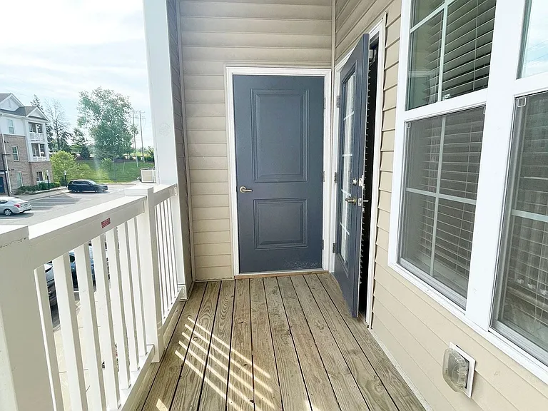 Belmont at Tryon Apartments — Photo 81