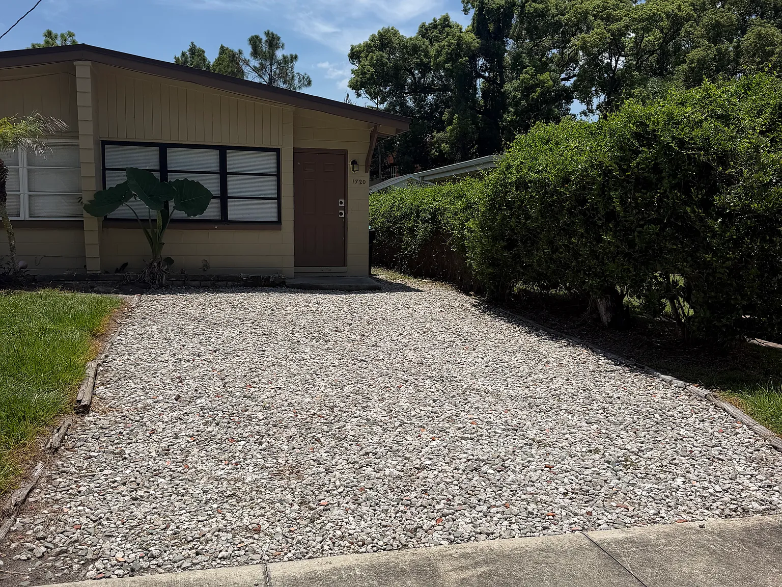 2 bed, 810 sqft, $1,750 — Photo 3