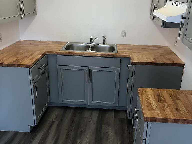 4437 Newsom Cir #C — Photo 14
