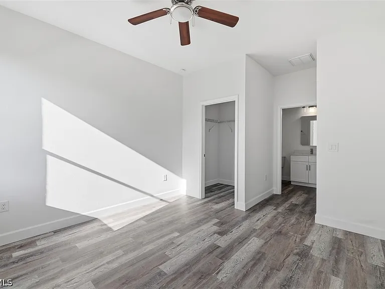 10045 Amicola St — Photo 7