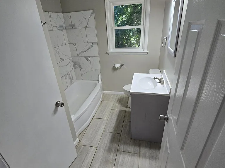 473 Frances Dr NW #B — Photo 6