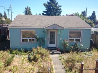 7702 32nd Ave SW, Seattle, WA 98126