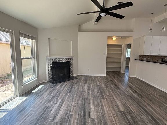 3rd image of 2111 Margalene Way