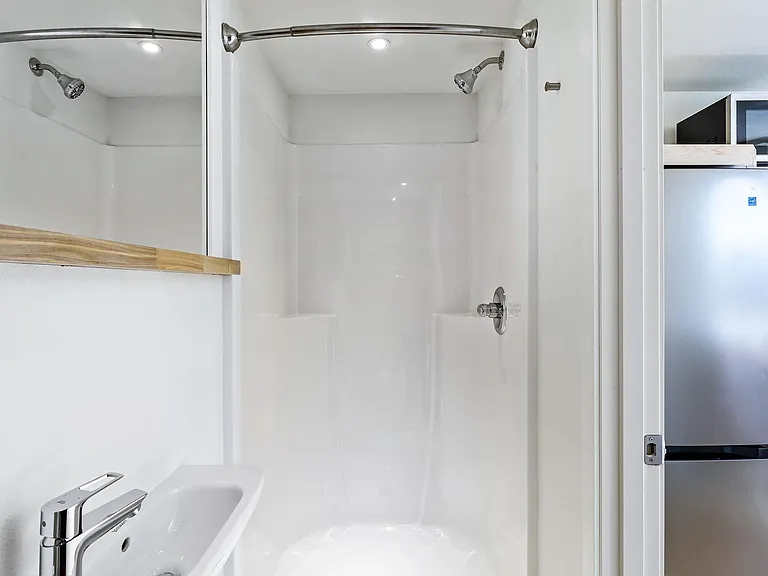 Full-Size Shower