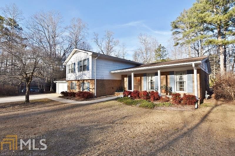 1st image of 1051 Greenwood Dr