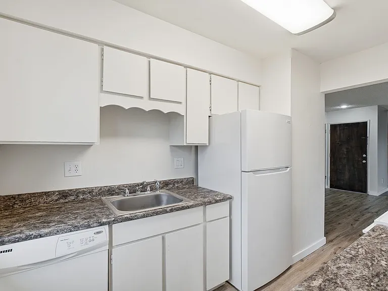 3102 E 27th Ave — Photo 82