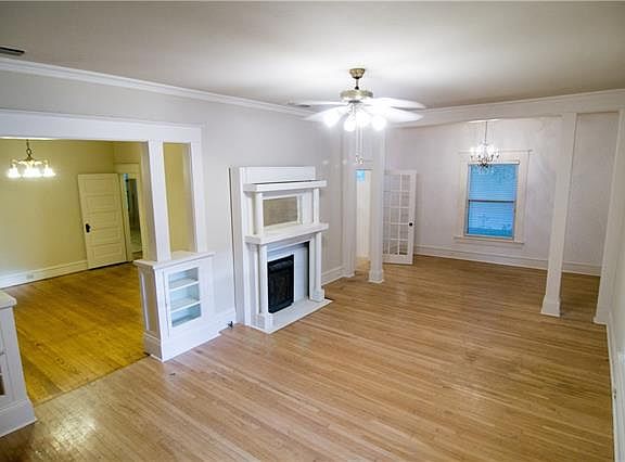 2nd image of 306 W University Ave