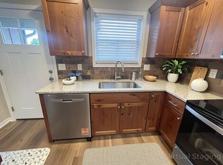 11 Kimberling Blvd UNIT B, Kimberling City, MO 65686