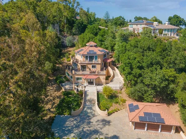 21207 Haymeadow Dr, Saratoga, CA 95070