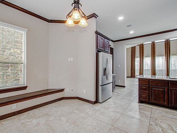 2nd image of 5711 Avon Landing Ln