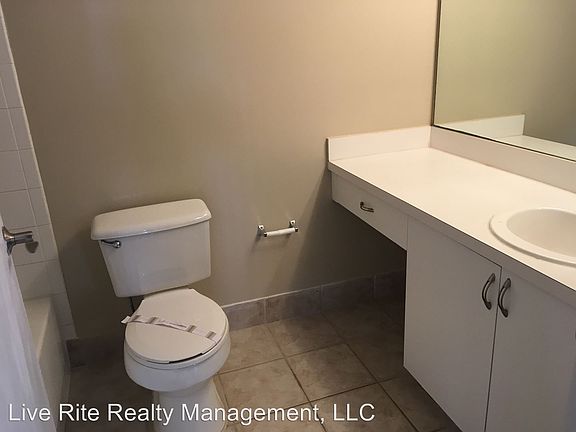 4th image of 4195 N Haverhill Rd APT 319