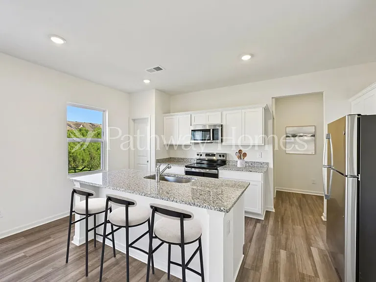 12721 Haymarket Rd — Photo 8