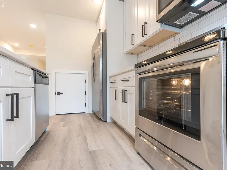 2120 W Master St #2 — Photo 10