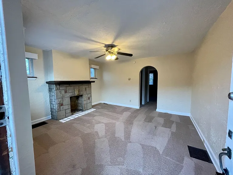 1851 Capital Ave — Photo 6