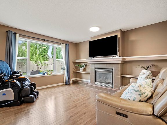 4th image of 6715 19th Ave SW