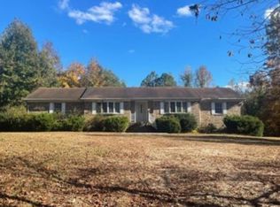408 Hollybush Rd, Elberon, VA 23846