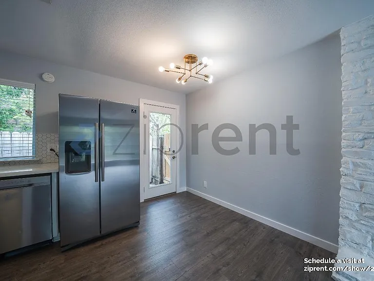 5400 Lishill Cv #A — Photo 8