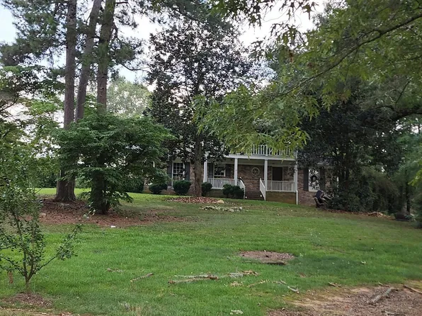 2 Silvermont Dr SE, Silver Creek, GA 30173