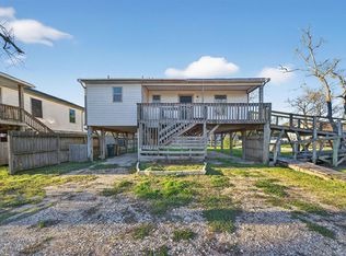 506 Oklahoma Ave, Bacliff, TX 77518