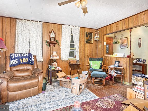5th image of 2309 Fruitville Pike