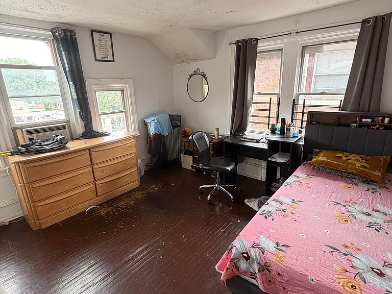 4504 Walnut St #7 — Photo 7