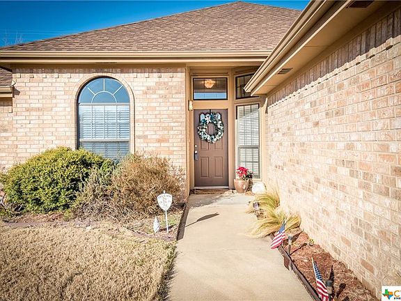 3rd image of 1507 Yaupon Dr