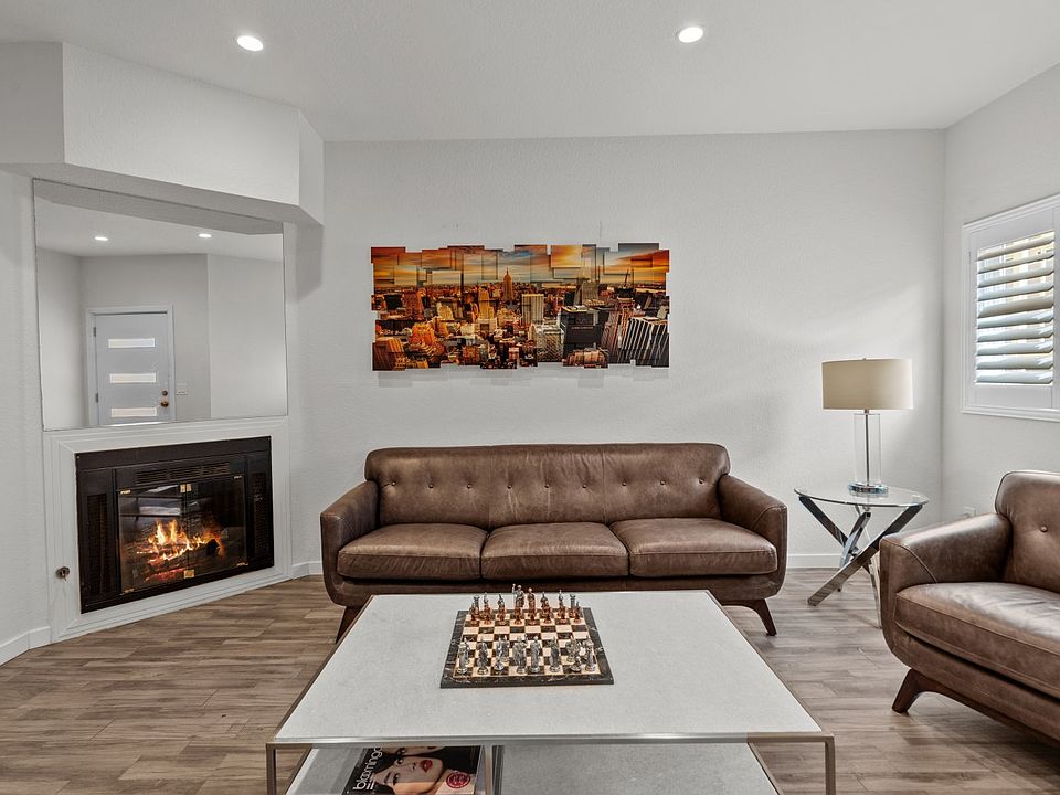 1st image of 469 E Providencia Ave #5