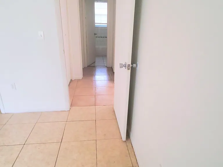 1411 E Chilkoot Ave #A — Photo 14