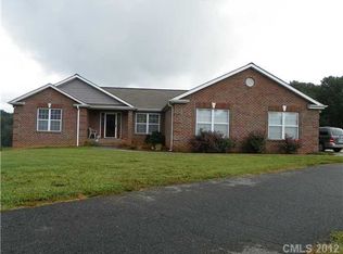 111 Holstein Ln, Kings Mountain, NC 28086