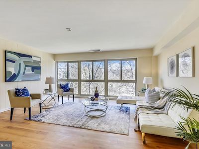 4970 Battery Ln APT 404, Bethesda, MD, 20814