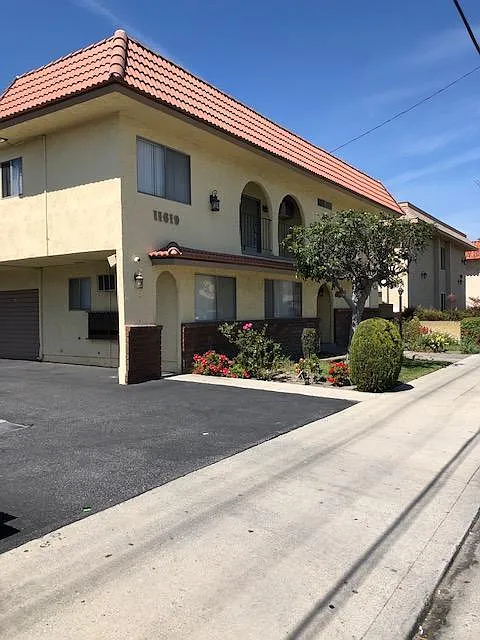 1 bed, 720 sqft, $2,000 — Photo 2