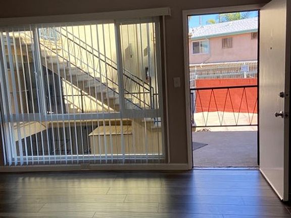 4th image of 4515 Santo Tomas Dr #4