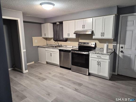 3rd image of 76 Sharon Road #6