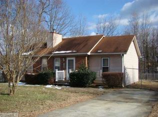 1300 Haverhill Dr, Greensboro, NC 27405