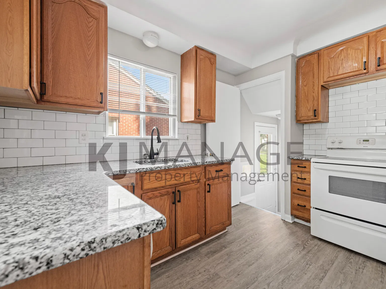 3 bed, 1234 sqft, $1,750 — Photo 3