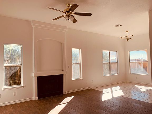 3rd image of 3503 Northpointe Dr