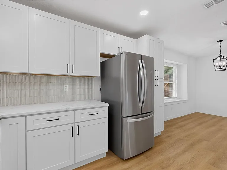 1313 Homestead St — Photo 34