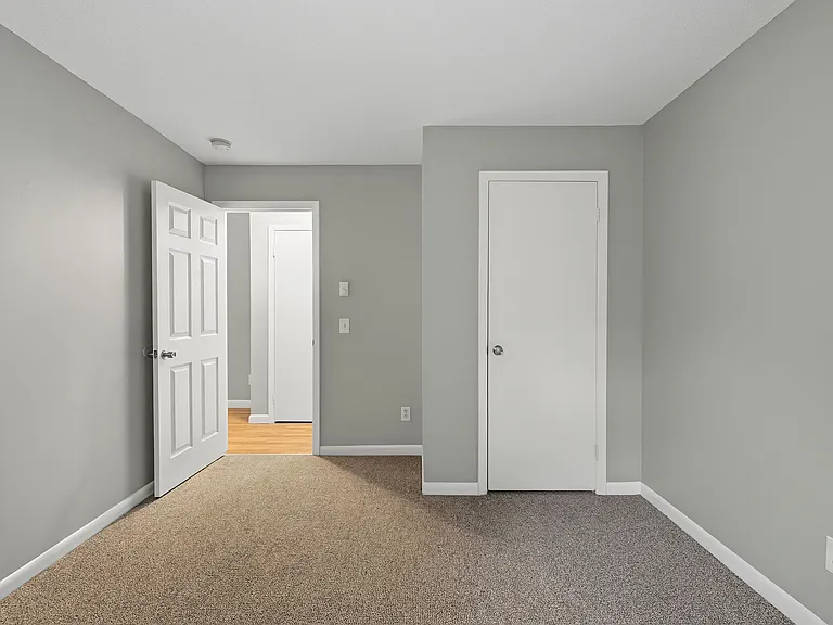 6 Irving Pl #3C — Photo 19