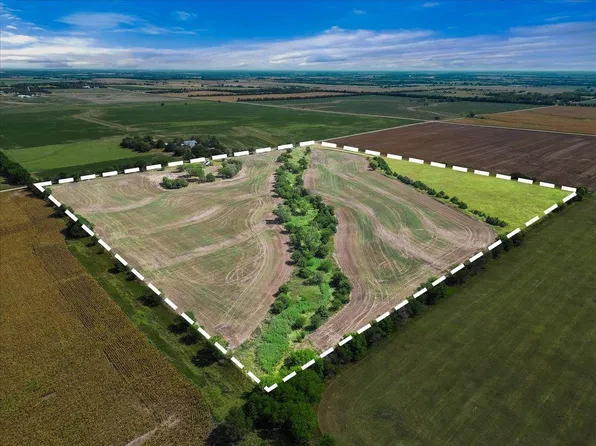 661 80th, Walton, KS 67151