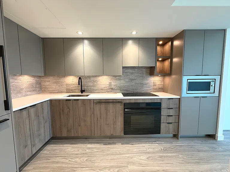 755 Harbourside Dr #714 — Photo 5