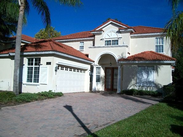 1035 Lascala Dr