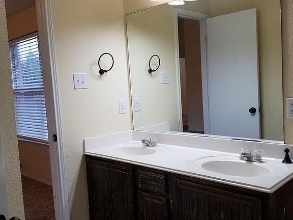 5th image of 10217 Tustin Ter
