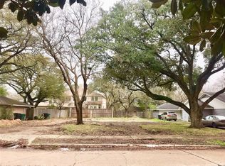 8711 Manhattan Dr, Houston, TX 77096