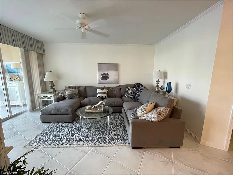 8405 Excalibur Cir #D3 — Photo 8