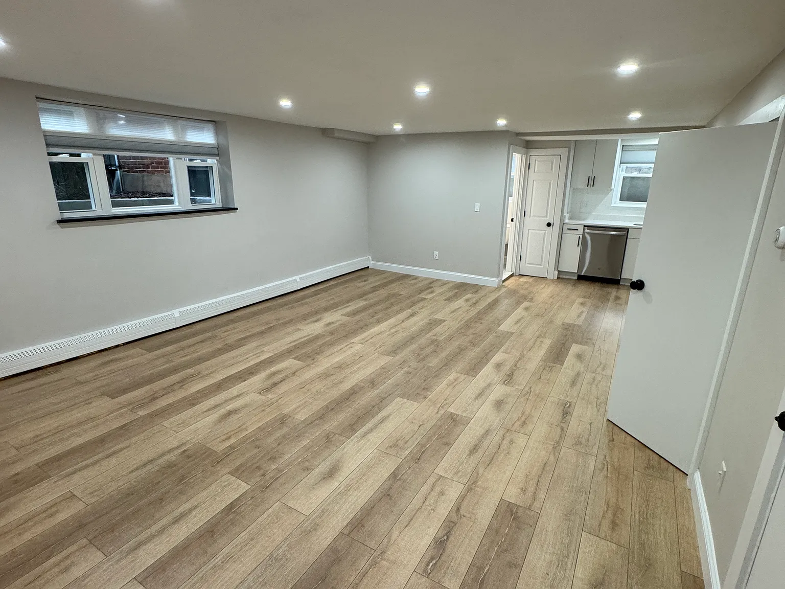 Studio, 470 sqft, $2,200 — Photo 4