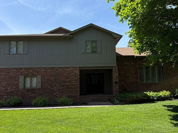 2117 Edinborough Dr